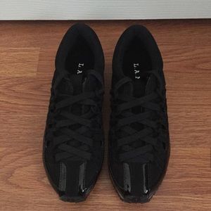 L.A.M.B. Athletic Shoe Sneakers Women 6.5